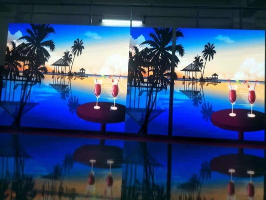 6500K 실내 풀 컬러 LED 디스플레이 갱신 속도 1920Hz - 3840Hz