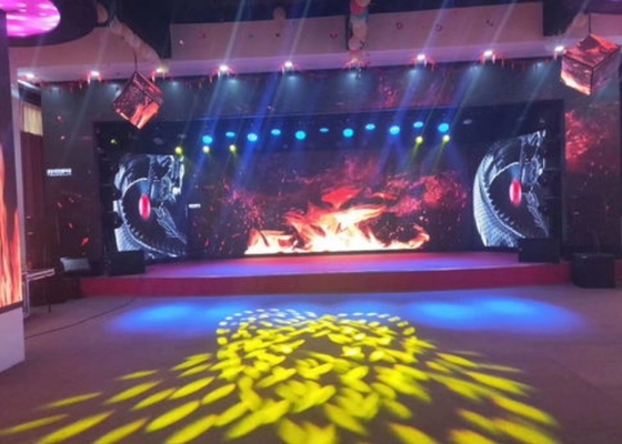P4.81mm 50*50cm LED 디스플레이 내각 콘서트 회장 화면 720 hz FCC