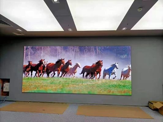 디지털 사이니지 월 3840Hz P4 LED 비디오 월 광고 320 * 160mm