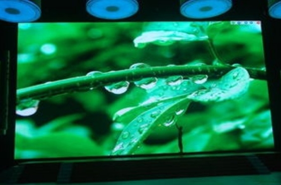 500*500mm 1200Hz 주도하는 디스플레이 캐비넷 P2.976 실내 임대 RGB 3IN1