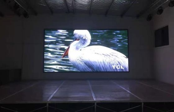 7680Hz HD LED 화면 모듈 비디오 벽 디스플레이 디자인 FCC 20m 볼 거리