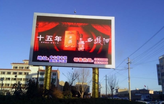 5500cd/ M2 구부러진 주도하는 패널은 P5 야외 LED 디스플레이 화면 오래가는 ROHS를 방수 처리합니다