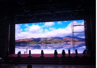 3840 hz P3 실내 LED 디스플레이 모듈 스크린 196V SMD 노바스타 제어