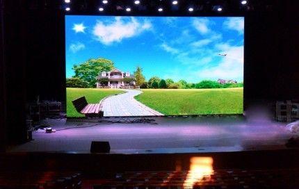 LED 벽 640*480mm 캐비닛 가장 얇은 P2 실내 LED 디스플레이 40 스캔 FCC CCC