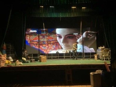 롱다 야외 풀컬러 LED 디스플레이 104x104 도트 고화질