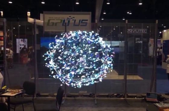 롱다 3840Hz 주사율 5000cd/m2 밝기 1R1G1B LED 구성 렌탈 또는 고정 설치용 투명 유리 LED 스크린